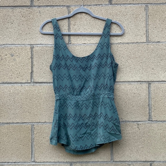Teal Chevron Print Tank Top - Picture 3 of 5